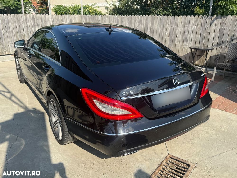 Mercedes-Benz CLS - 9
