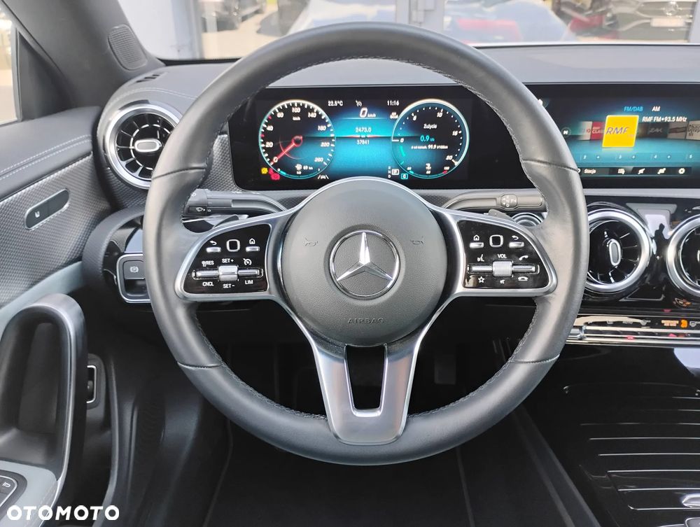 Mercedes-Benz CLA 180 Progressive 7G-DCT - 17