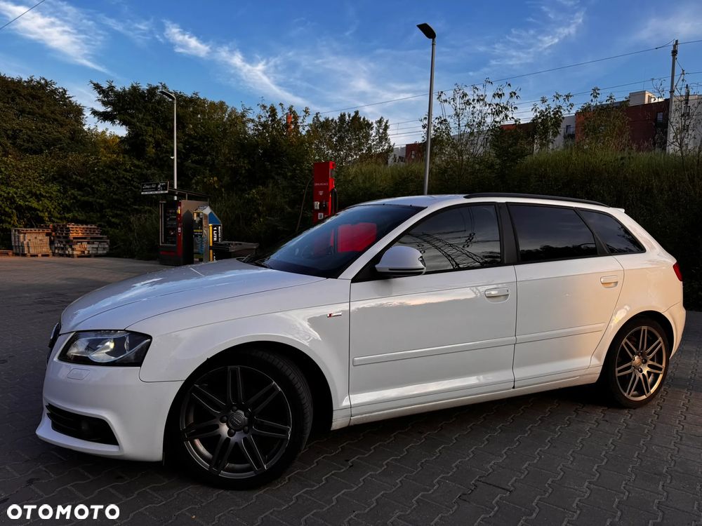 Audi A3 Sportback - 3