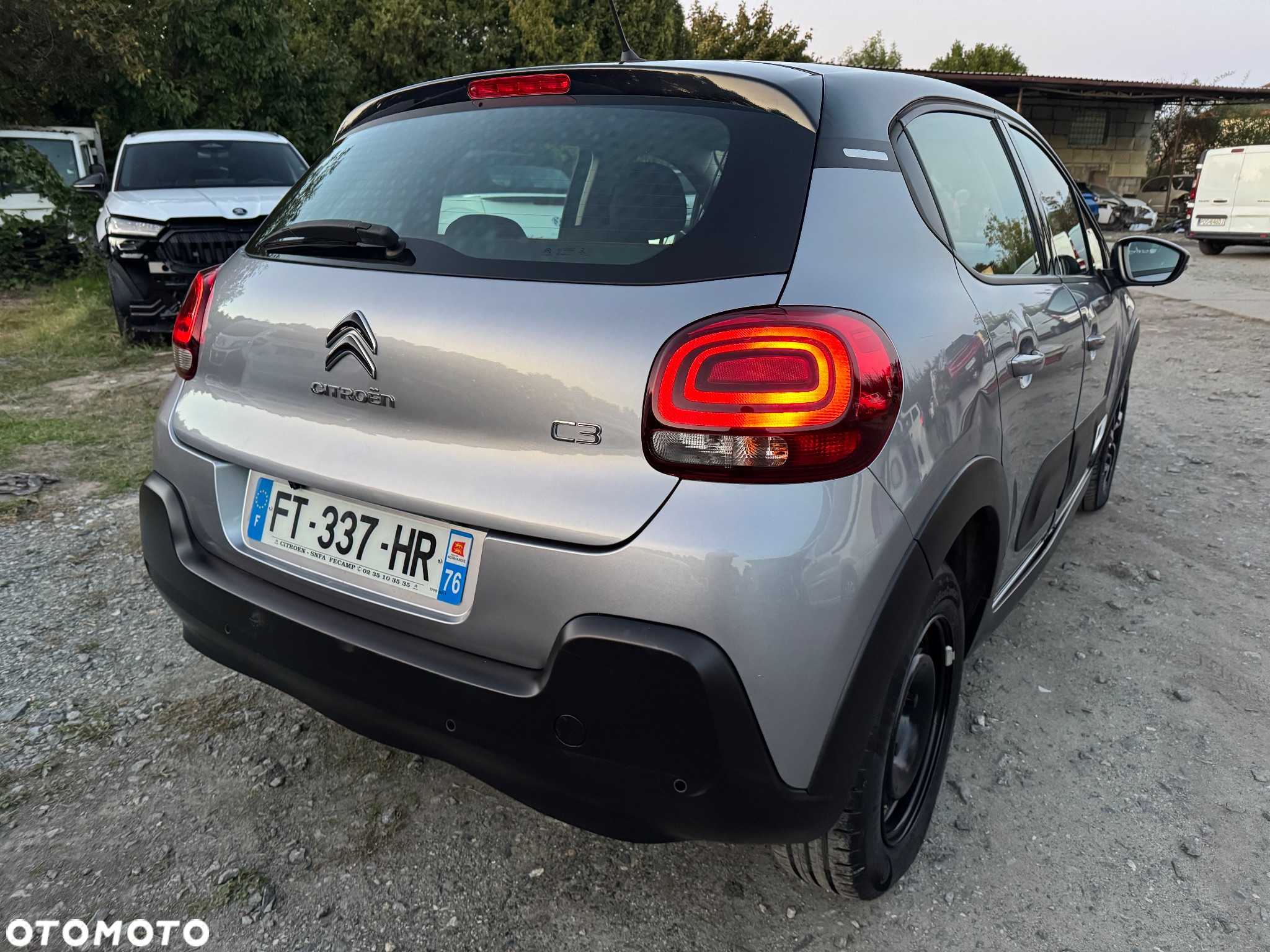 Citroën C3 1.5 BlueHDi Shine - 4