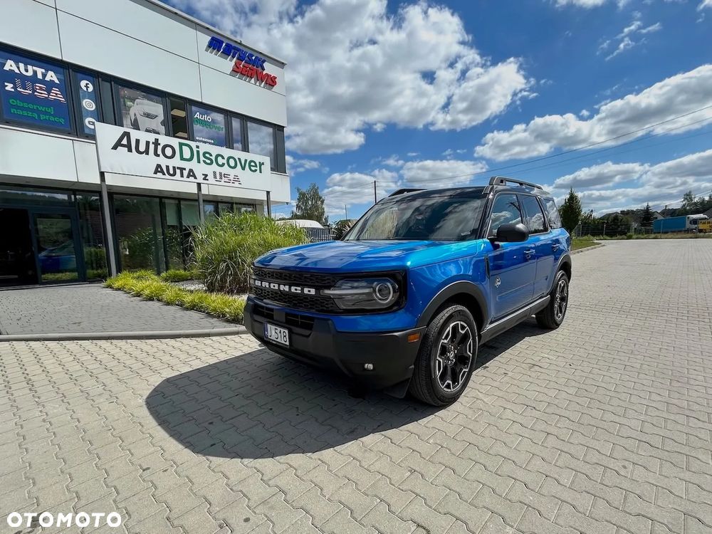 Ford Bronco - 36