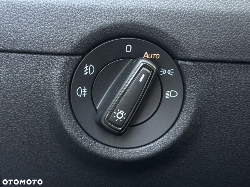 Skoda Octavia 2.0 TDI 4x4 Style DSG - 23