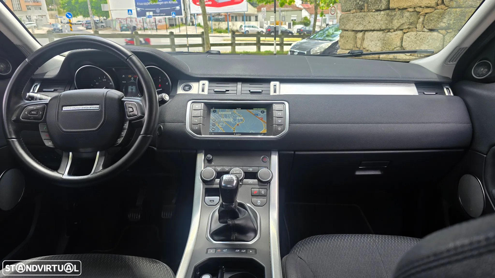Land Rover Range Rover Evoque 2.0 D150 R-Dynamic - 28