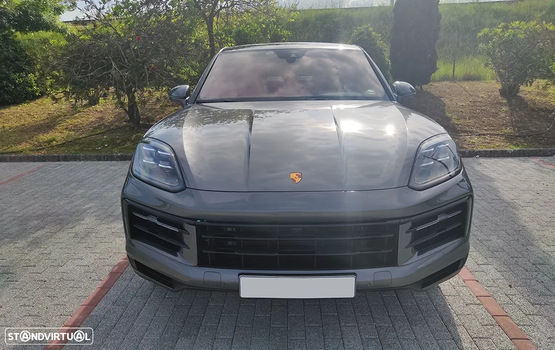 Porsche Cayenne Coupé E-Hybrid - 2
