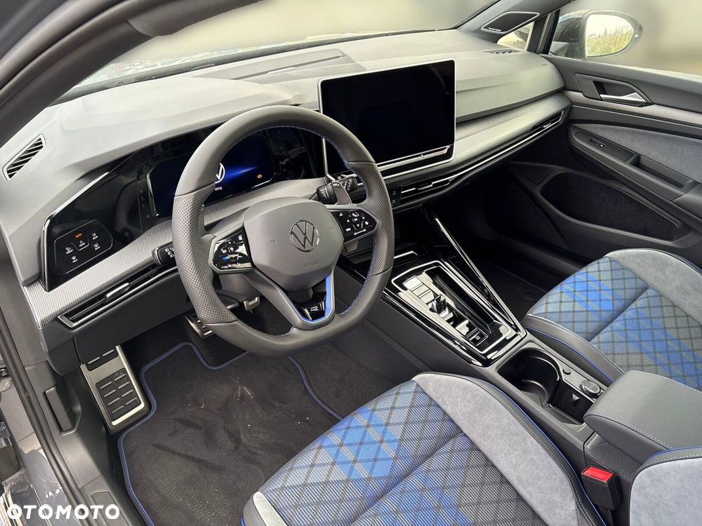 Volkswagen Golf - 9