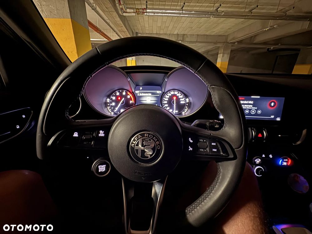 Alfa Romeo Giulia 2.0 Turbo Business - 6