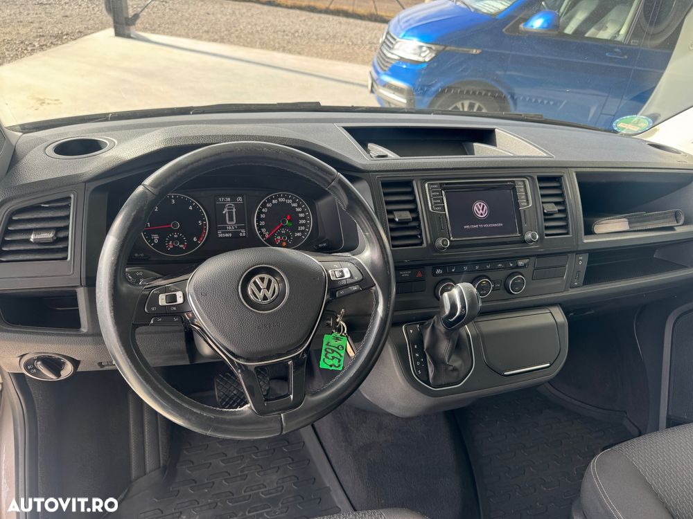 Volkswagen Multivan - 5