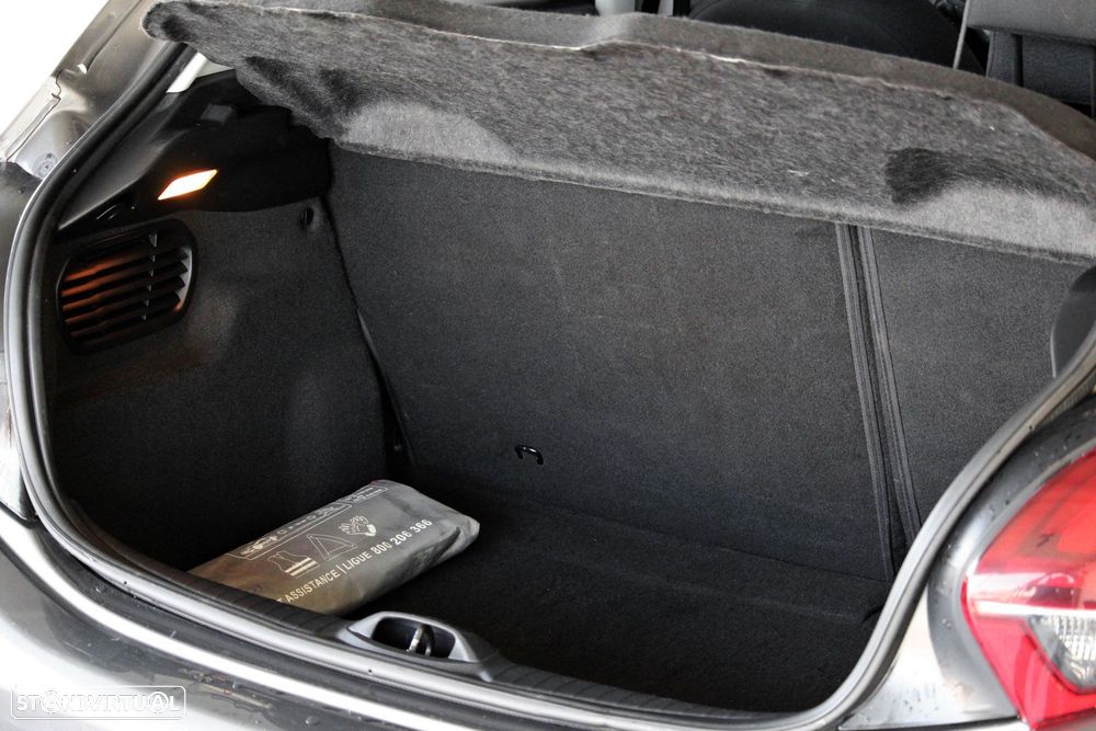 Peugeot 208 1.2 PureTech Style - 9