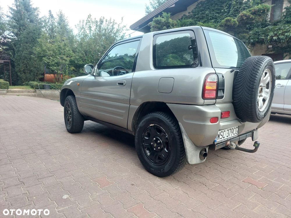 Toyota RAV4 2.0 Special - 4