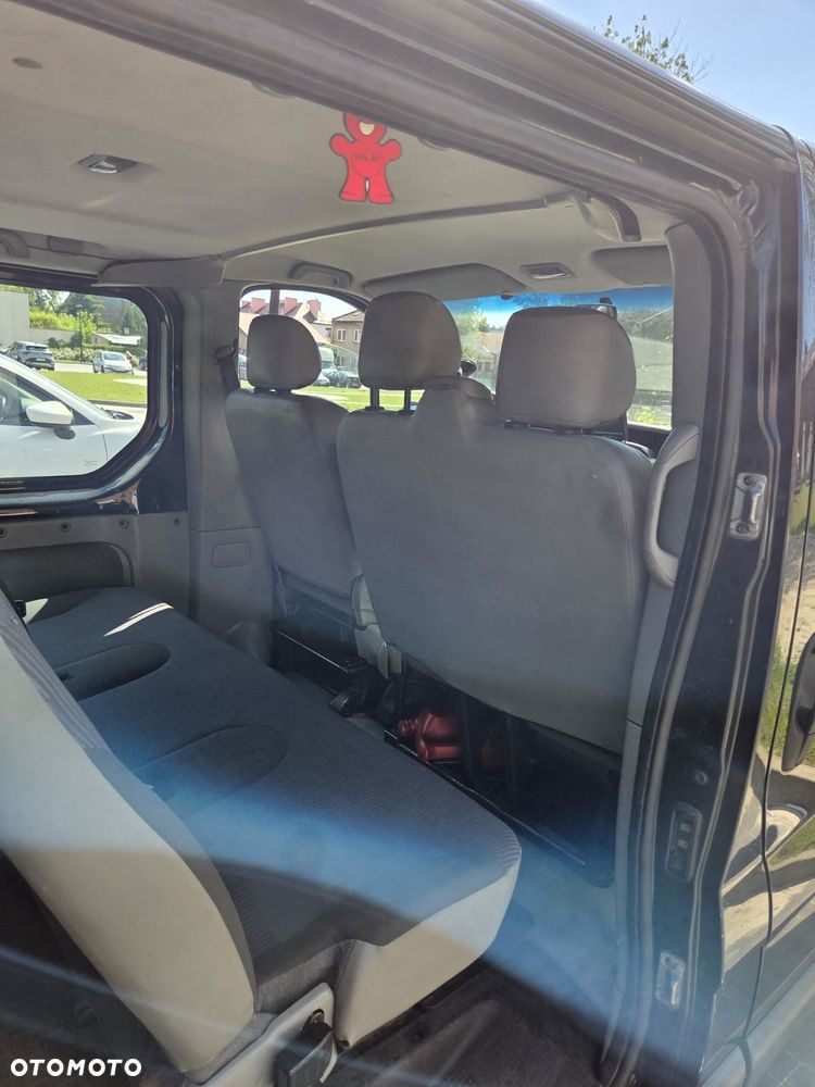 Opel Vivaro L2H1 2.9t - 15