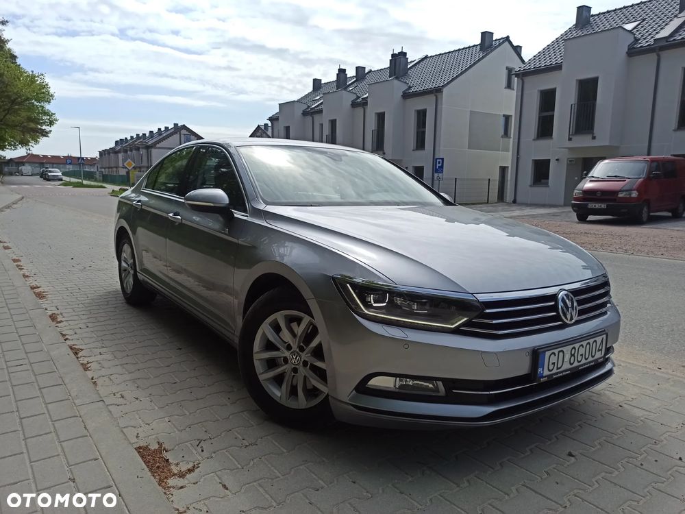 Volkswagen Passat 2.0 TDI SCR Comfortline - 7