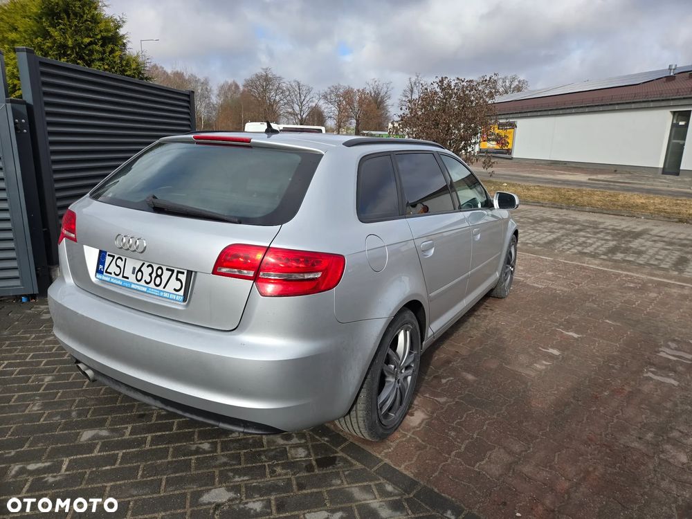 Audi A3 Sportback 2.0 TDI DPF quattro Ambition - 3