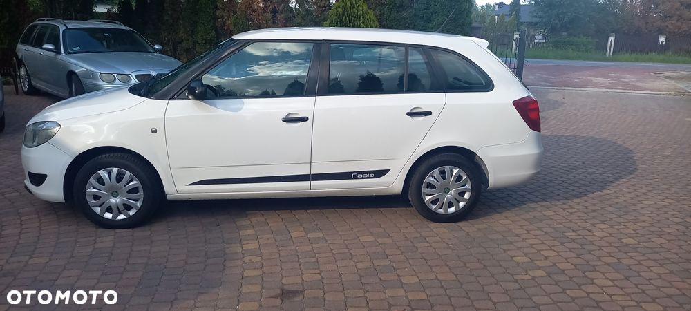 Skoda Fabia 1.4 16V Family - 6