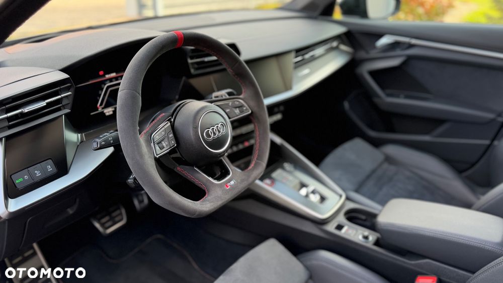 Audi RS3 Sportback - 27