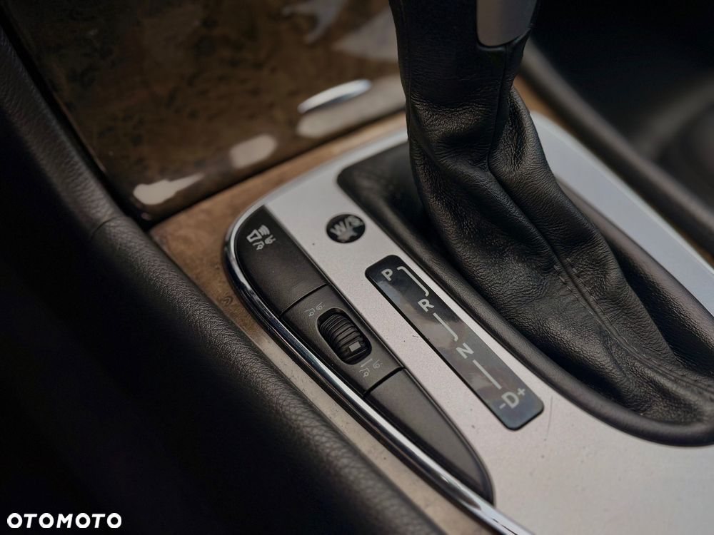 Mercedes-Benz Klasa E 320 Avantgarde - 21