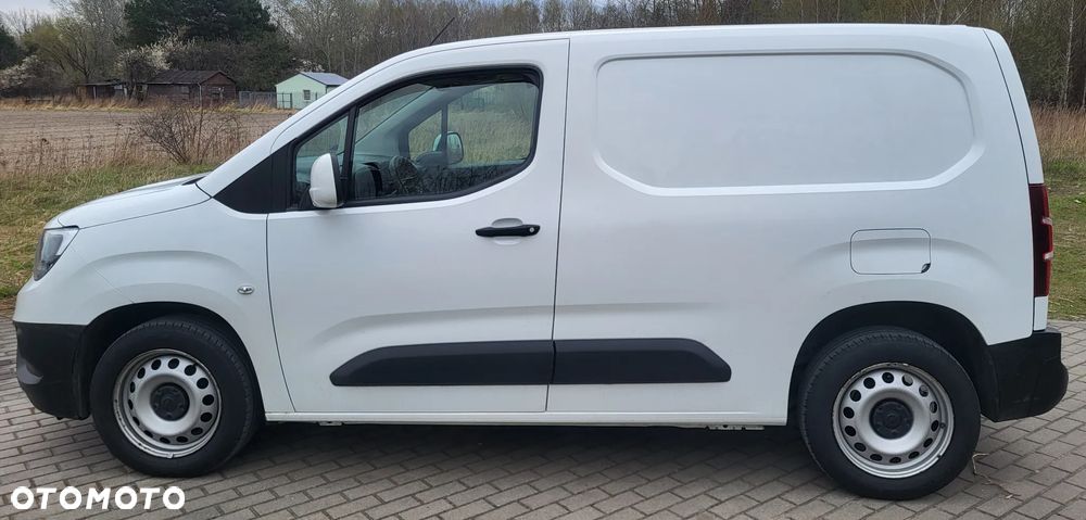 Opel COMBO - 4