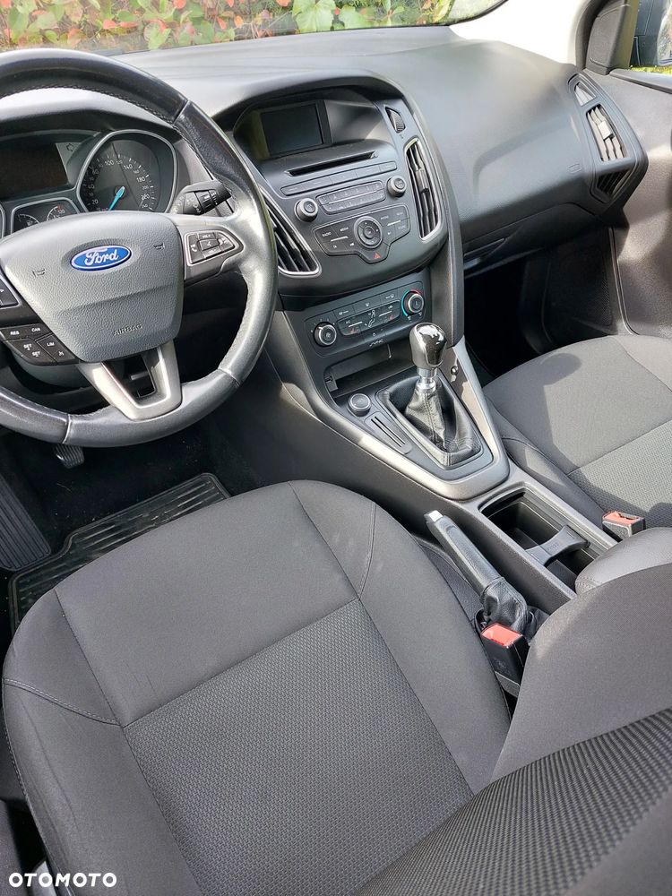 Ford Focus - 14