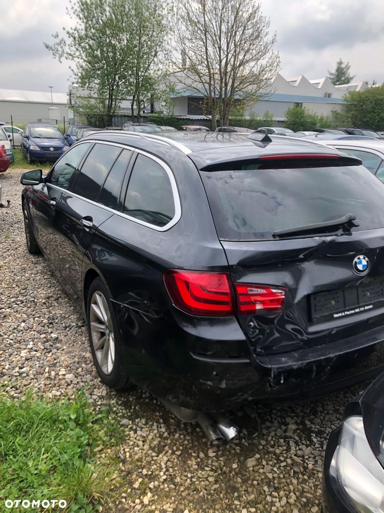 BMW Seria 5 525d - 18