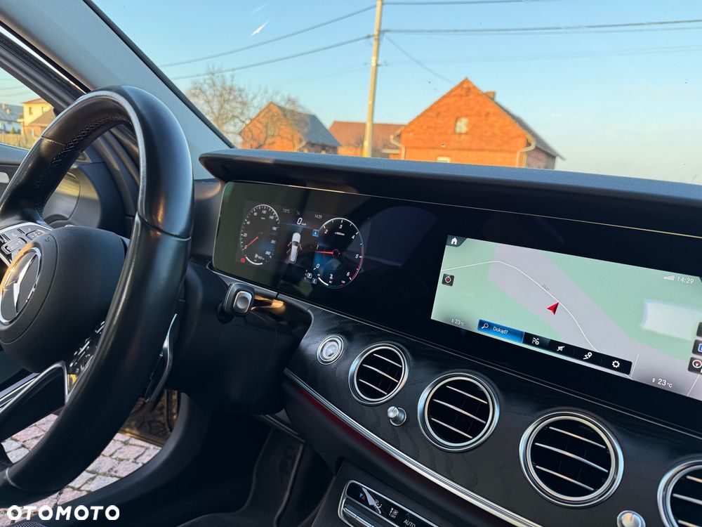 Mercedes-Benz Klasa E 220 d 9G-TRONIC Avantgarde - 22