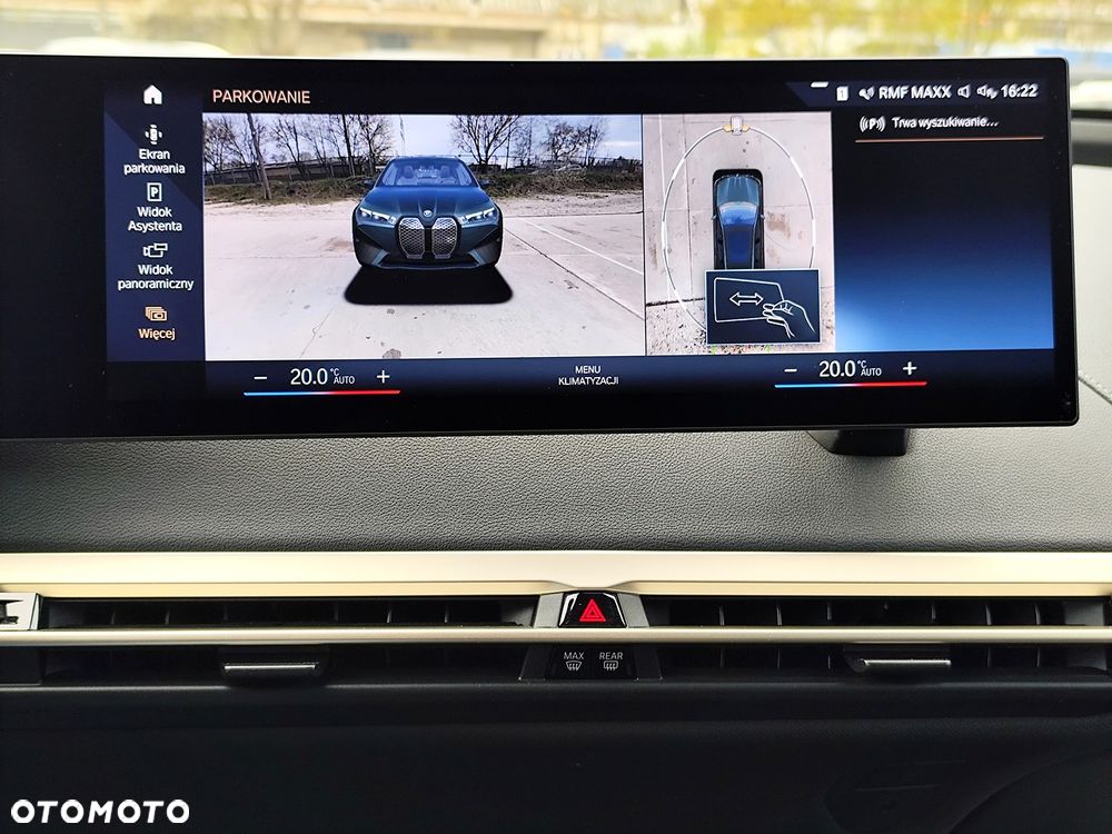 BMW iX xDrive40 76.6kWh Signature - 23