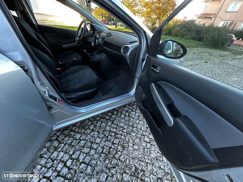 Mazda 2 1.3 MZR Core - 11