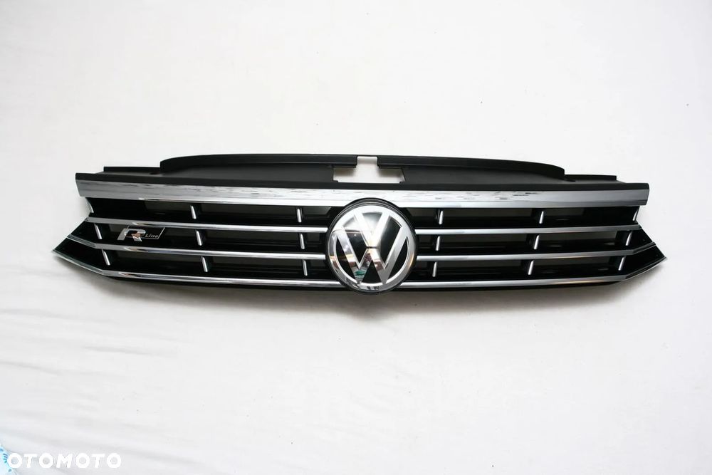 Grill Volkswagen passat B8 przed lift r-line - 2