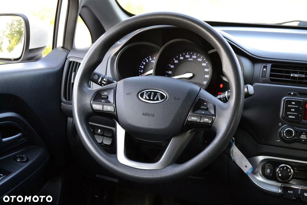 Kia Rio 1.2 Business Line - 16
