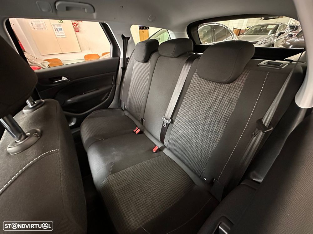 Peugeot 308 SW 1.5 BlueHDi Allure EAT6 - 16