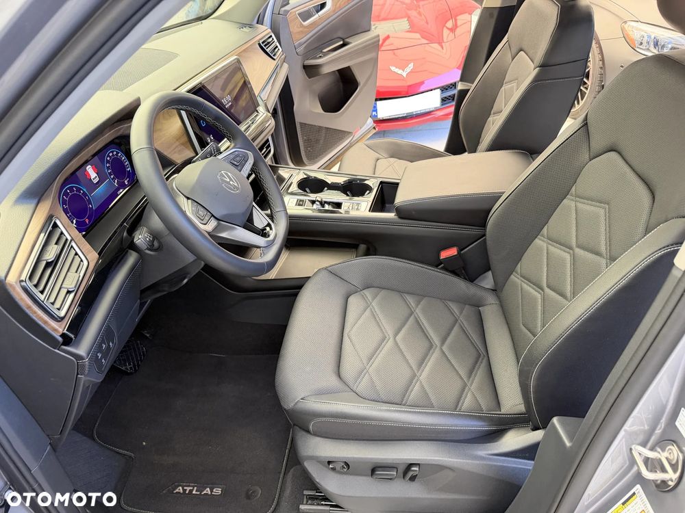 Volkswagen Atlas - 10