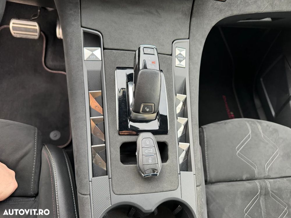 DS Automobiles DS 7 Crossback 1.6 PHeV FWD 225 EAT8 PERFORMANCE LINE + - 20