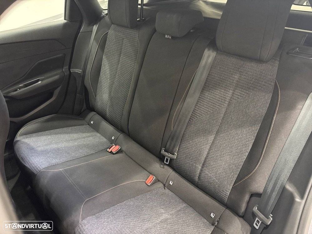 Peugeot 308 1.2 Hybrid Style e-DCS6 - 14