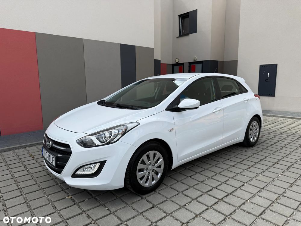 Hyundai i30 1.4 Comfort - 13