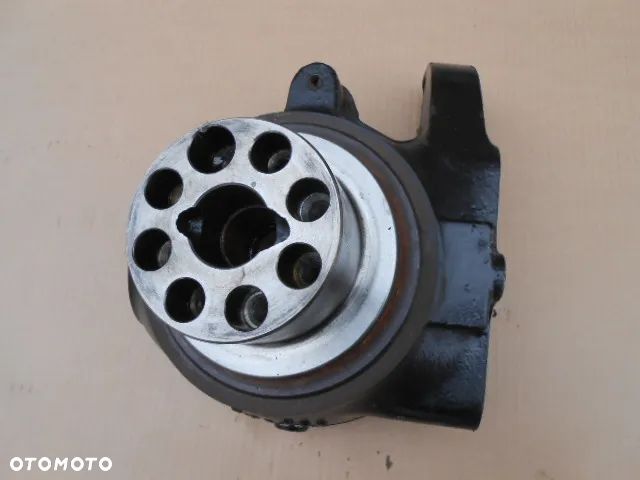 Elementy przedniej osi Carraro 709/S2 Case 5130 Ford - 6