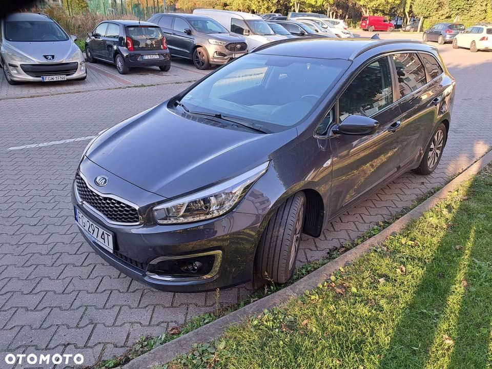 Kia Ceed - 1