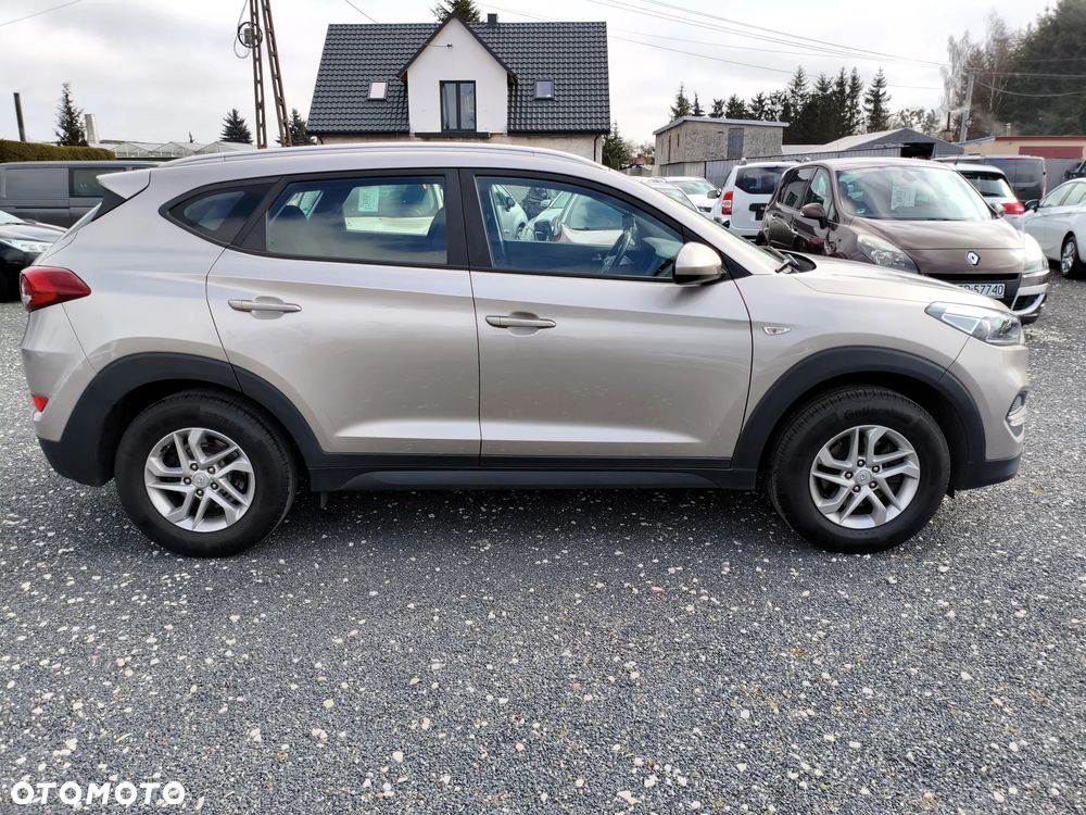 Hyundai Tucson blue 1.6 GDi 2WD Navi - 6