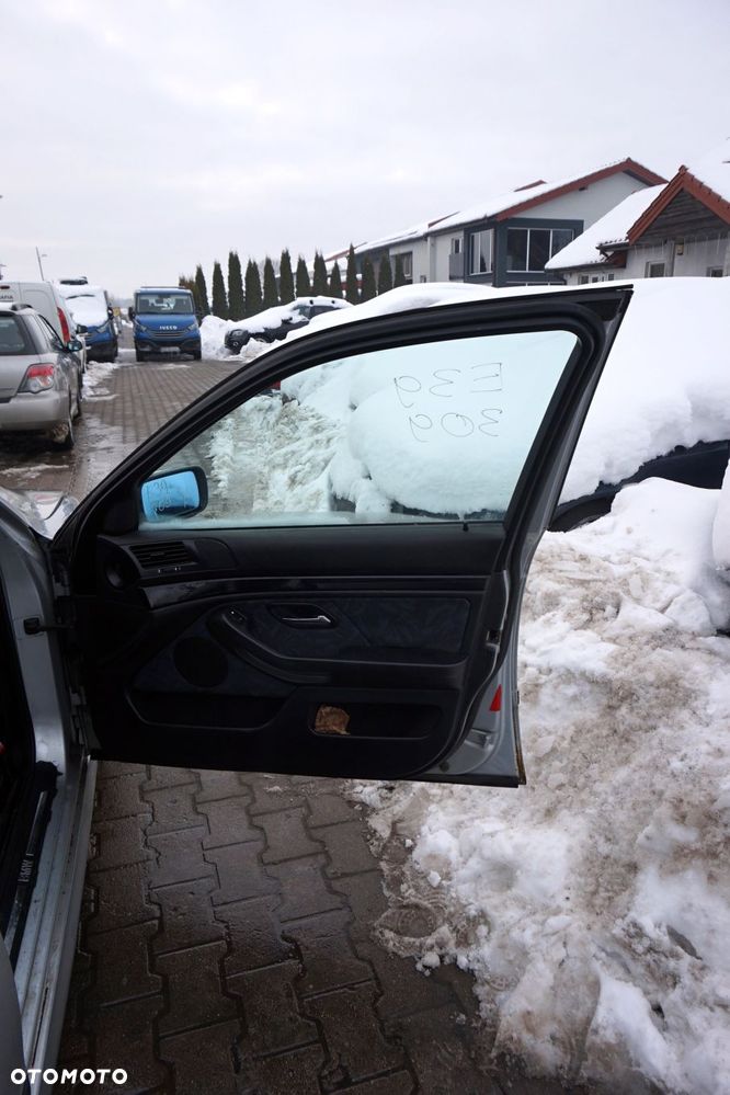 DRZWI PRZEDNIE PRAWE 5 E39 KOMBI 309  SREBRNY ARKTISSILBER BMW 1995-2000 - 8