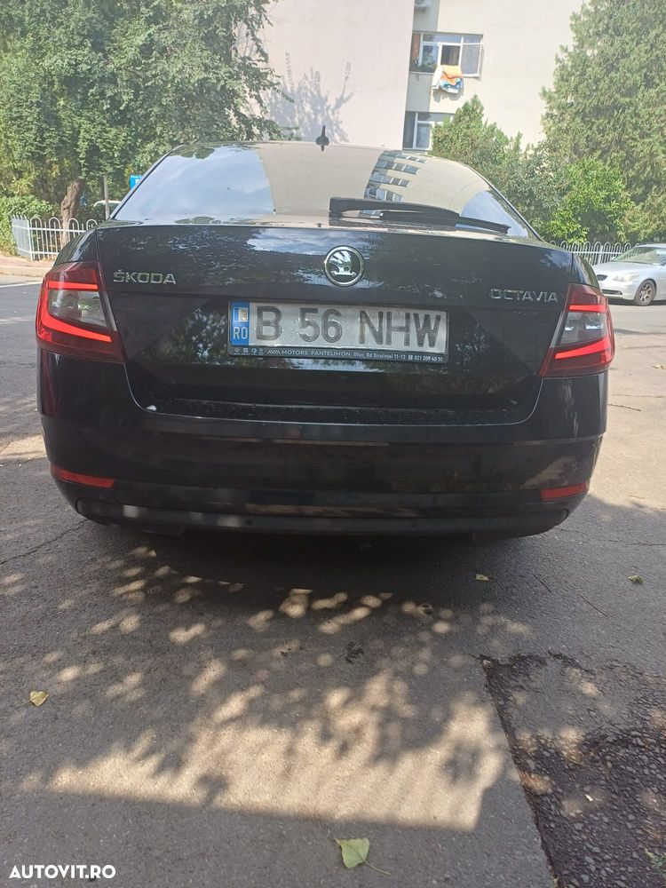 Skoda Octavia 2.0 TDI ELEGANCE - 4
