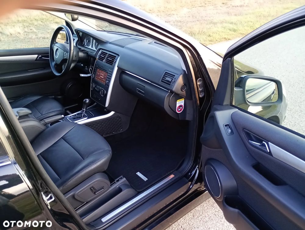 Mercedes-Benz Klasa B 200 CDI Autotronic Special Edition - 24