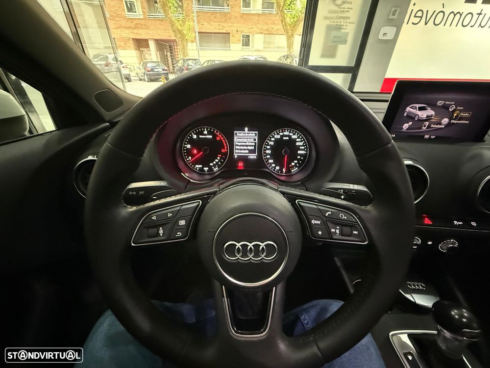 Audi A3 1.6 TDI S-line S tronic - 22