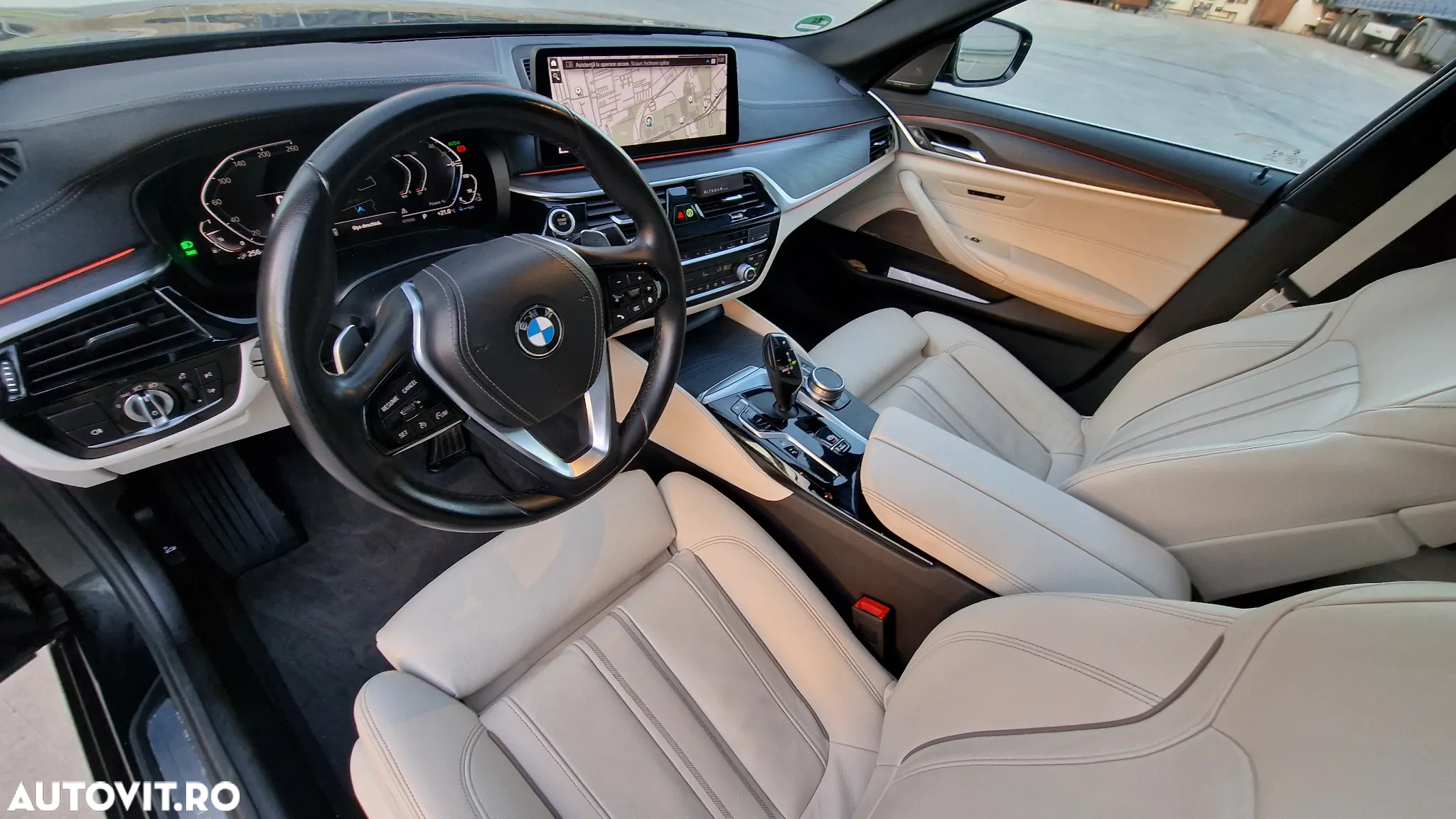 BMW Seria 5 530e Aut. Luxury Line - 17