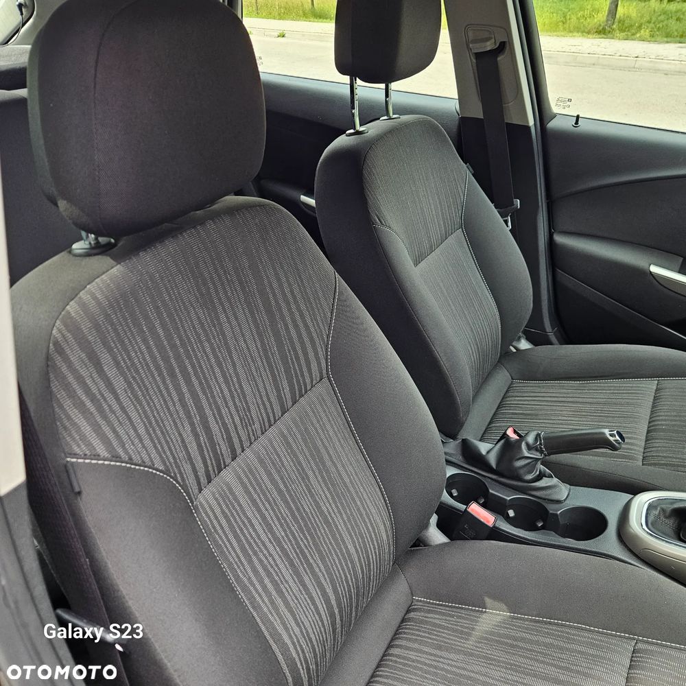 Opel Astra 1.6 Color Edition - 27