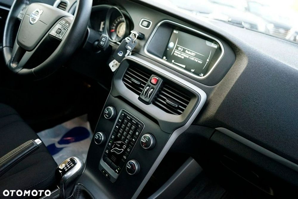 Volvo V40 - 26