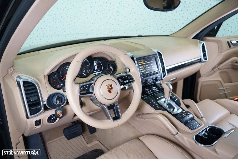 Porsche Cayenne 3.0 V6 - 16
