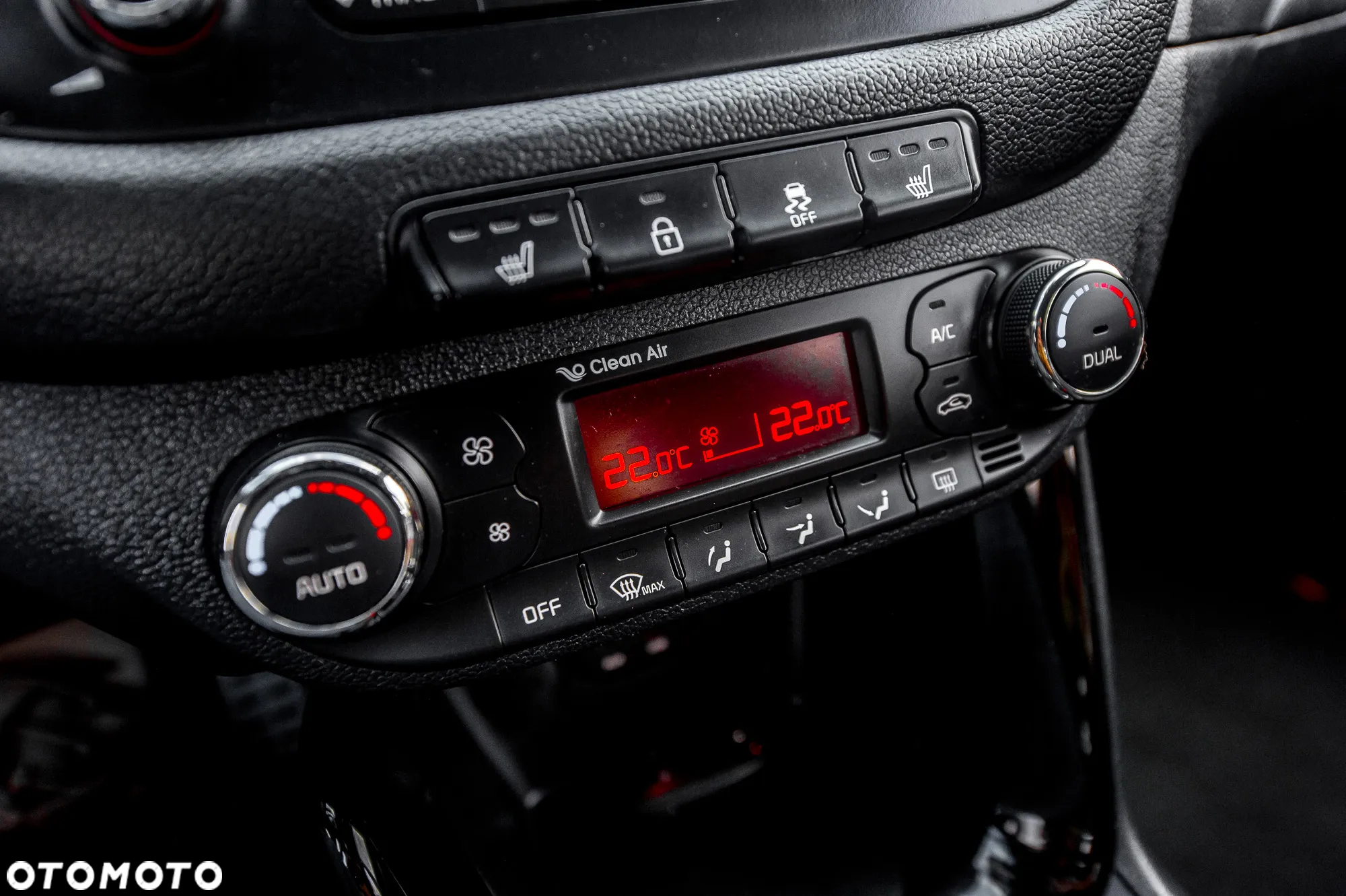 Kia Ceed Cee'd 1.6 T-GDI GT - 28