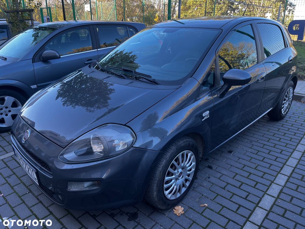 Fiat Punto 2012 1.4 Easy S&S - 2
