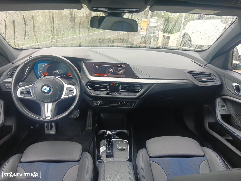 BMW 116 d Pack Desportivo M Auto - 21