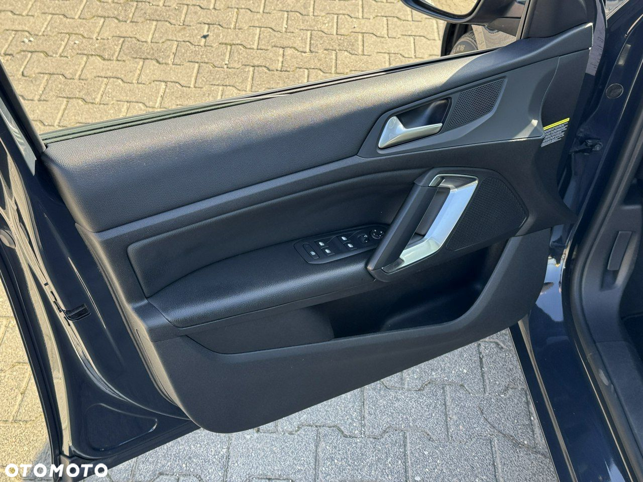 Peugeot 308 1.2 PureTech Business Line S&S - 19
