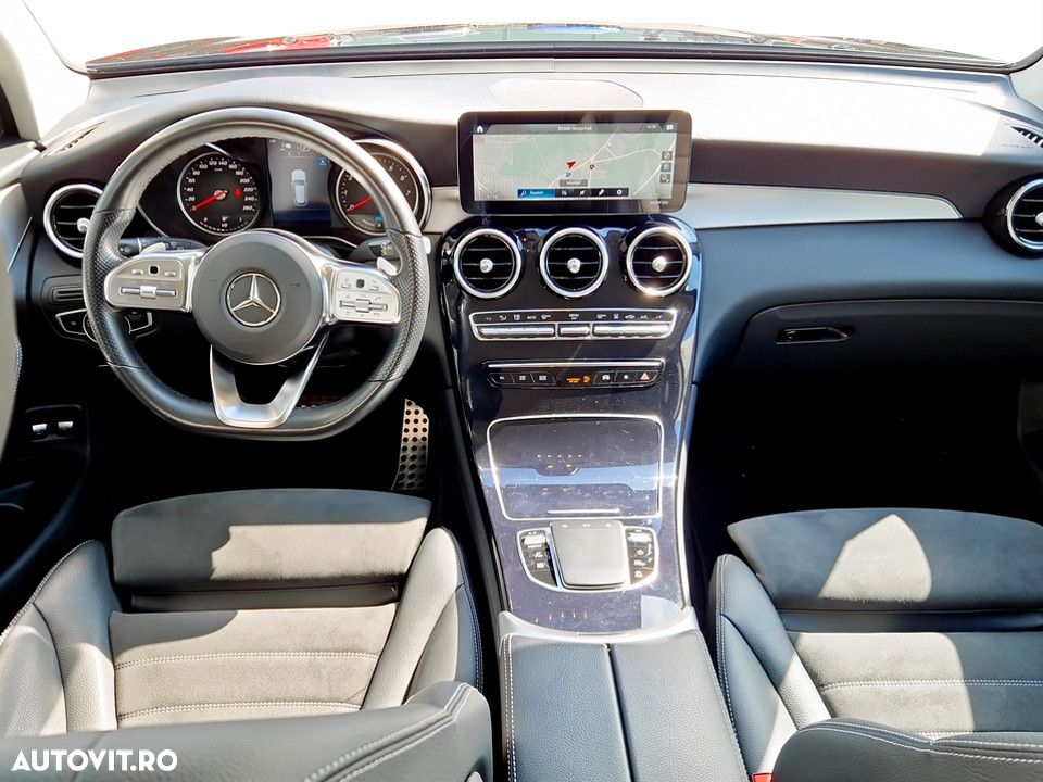 Mercedes-Benz GLC 300 e 4MATIC - 14