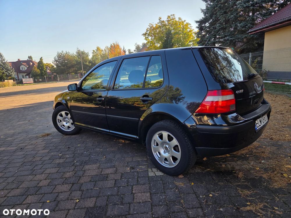 Volkswagen Golf 2003 photo 5