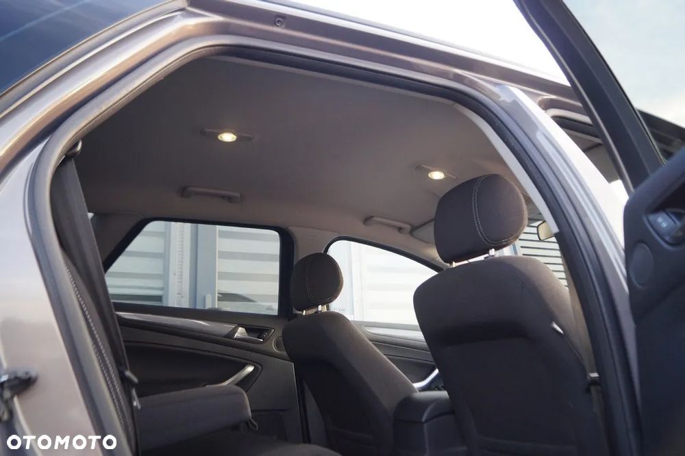 Ford Mondeo 1.6 TDCi Champions Edition - 29